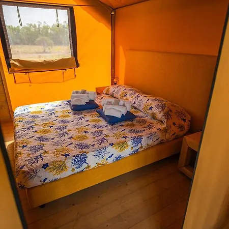 Luxe tent Agriglamping Munai *
