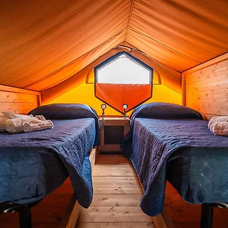 Agriglamping Munai Luxury tent