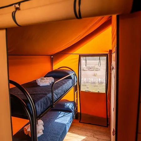Luxury tent Agriglamping Munai