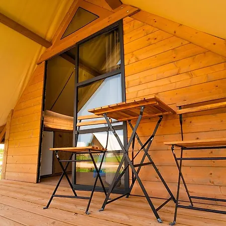 Luxury tent Agriglamping Munai *